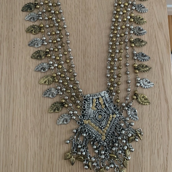 Gorgeous necklace - Picture 2 of 2